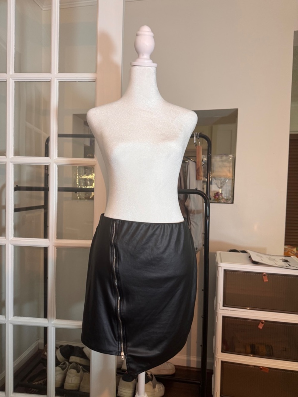 Charlotte Russe Black Faux Leather Asymmetrical Zip Skirt